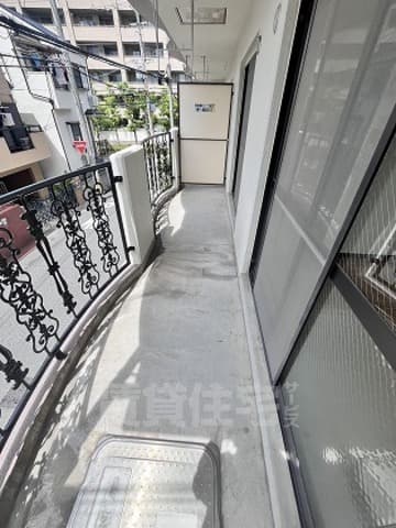 Room image 10