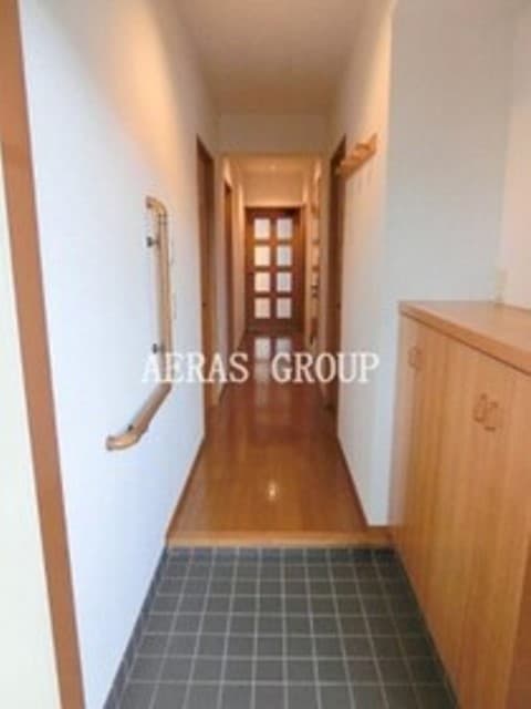 Room image 13
