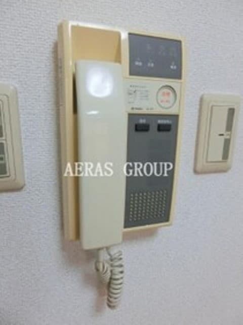 Room image 11