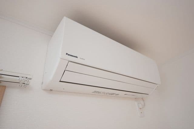 Room image 12