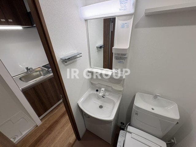 Room image 9