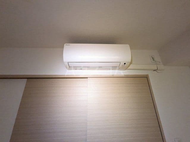 Room image 11