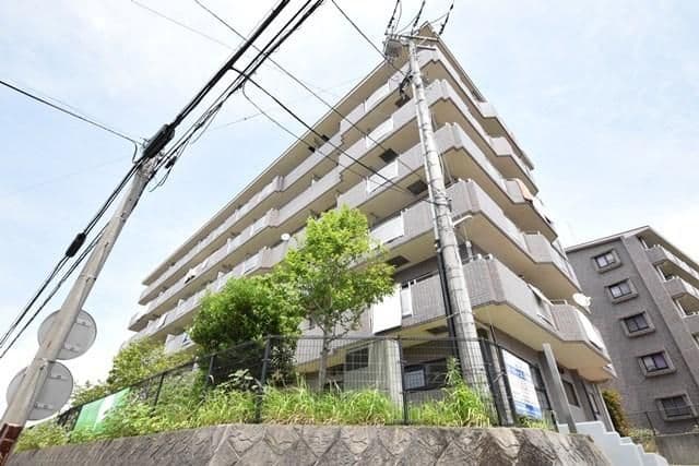 Main exterior of Overhills No. 1 304  