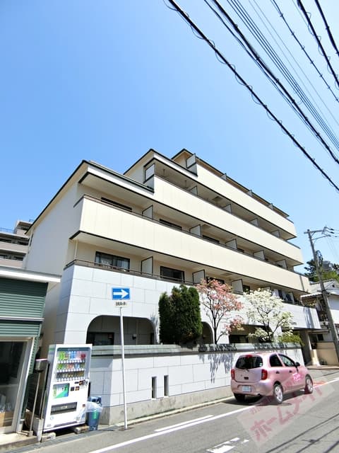 Main exterior of Rb Heights NANIWA