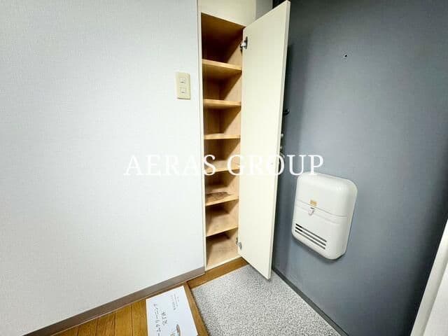 Room image 12