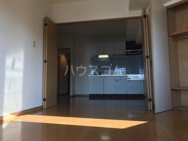 Preview interior of Hillside Kurata 101  