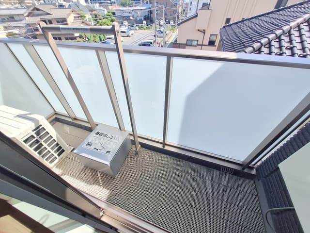 Room image 10