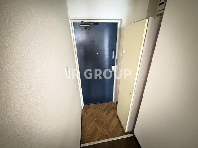 Room image 12