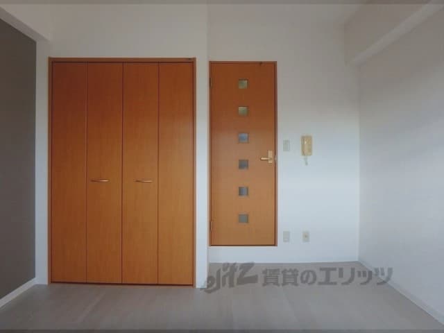 Preview interior of With Takatsuji Street