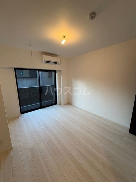 Preview interior of ARCOBALENO 306