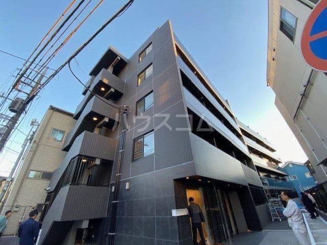 Main exterior of ARCOBALENO 306