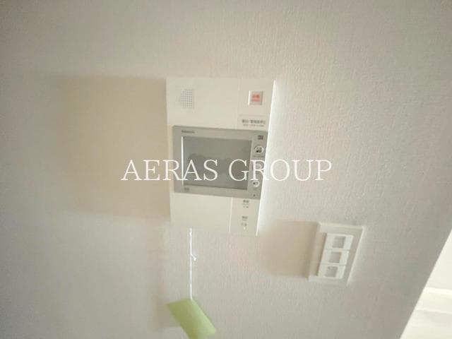 Room image 10