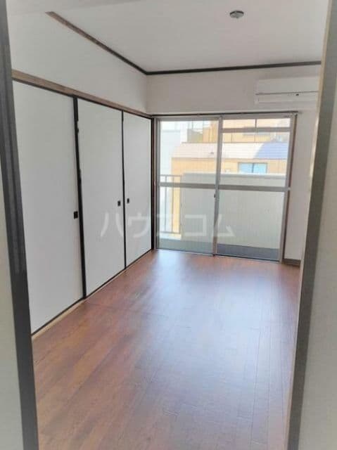 Preview interior of 🌷TC - Heights Riva Star