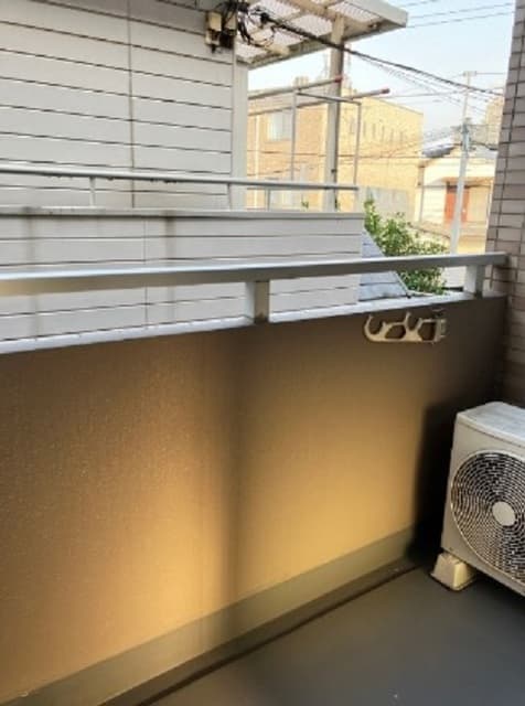 Room image 9