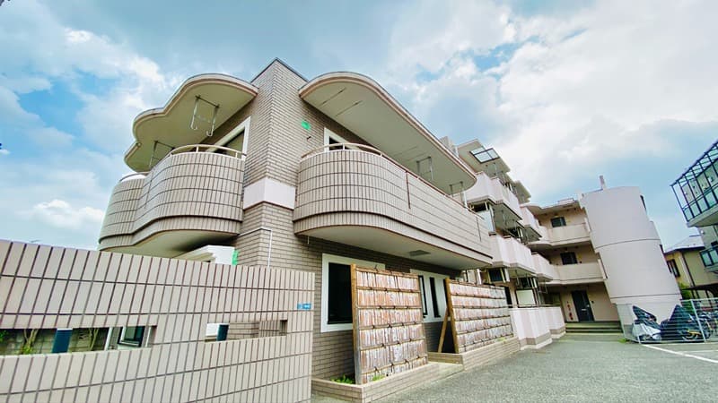 Main exterior of Wisteria Mansion No. 2 ✨[RT]