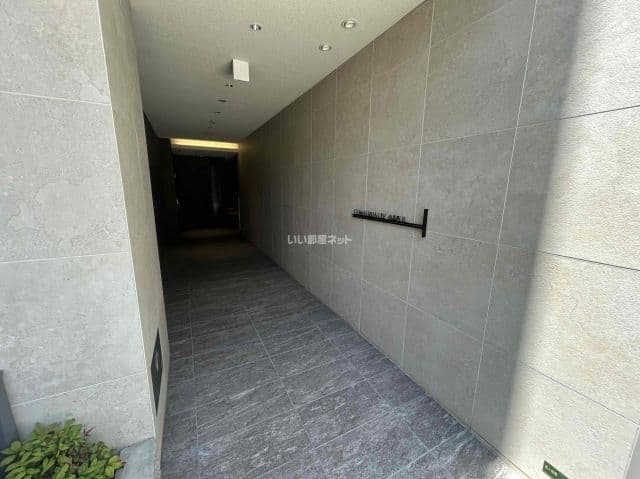 Room image 13