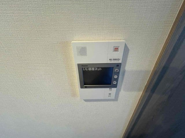 Room image 11