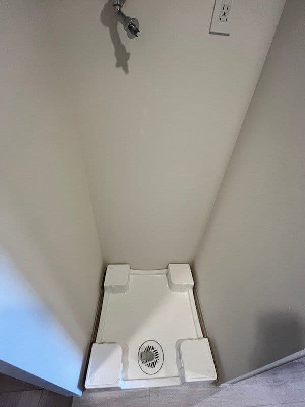 Room image 12
