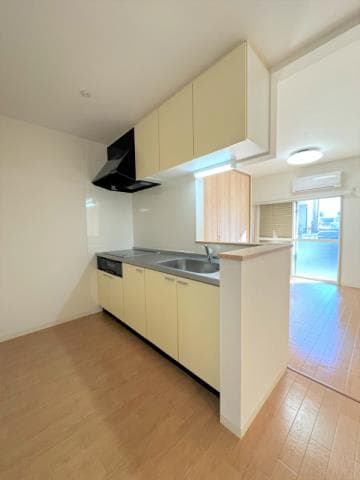 Preview interior of SK Heights No. 11   KM 🌳   