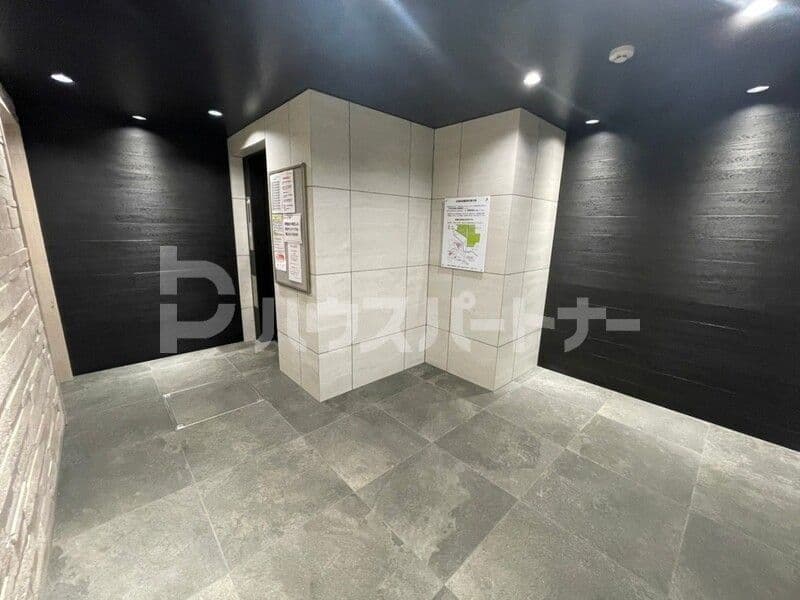 Room image 13