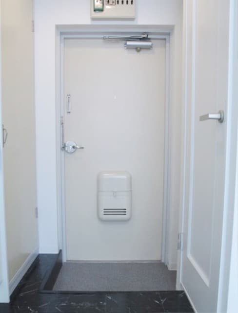 Room image 12