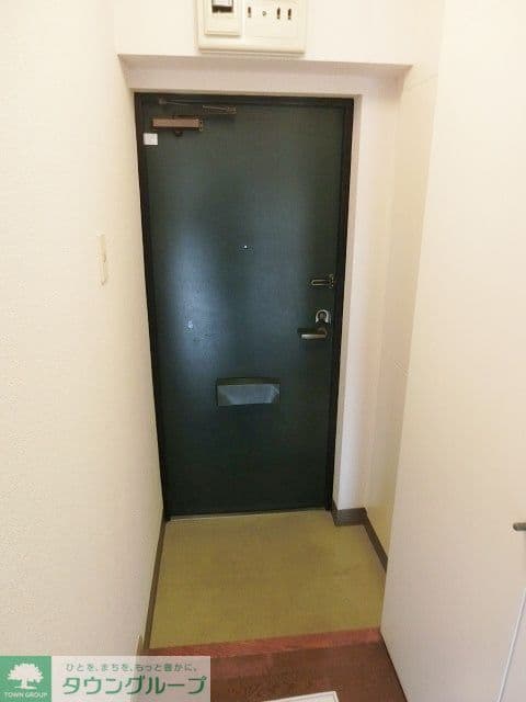 Room image 11