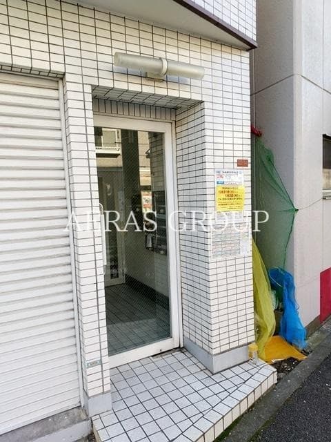 Room image 11
