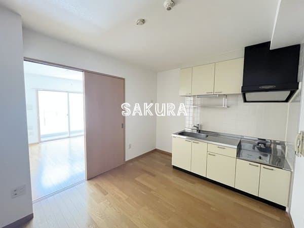 Preview interior of Evergreen Shinba 206  