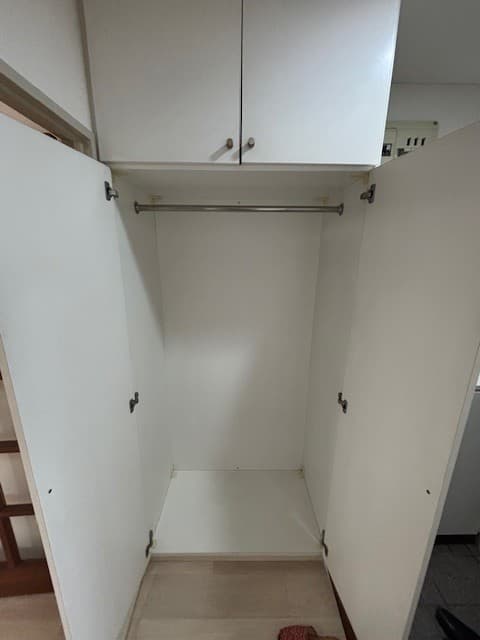 Room image 14