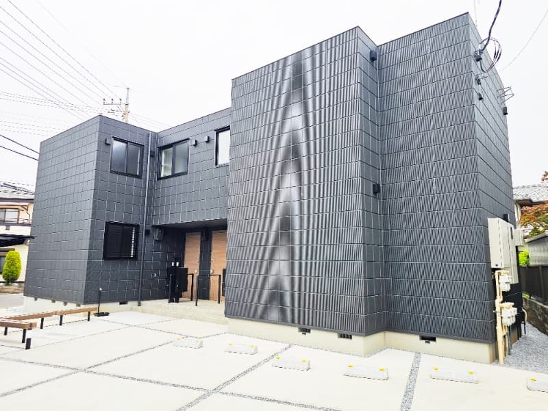 Main exterior of Adelaide Flats ✨[RT]
