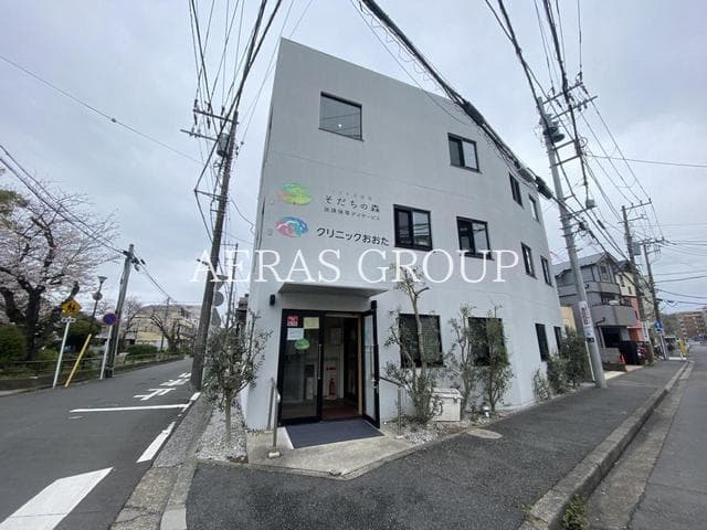 Room image 15