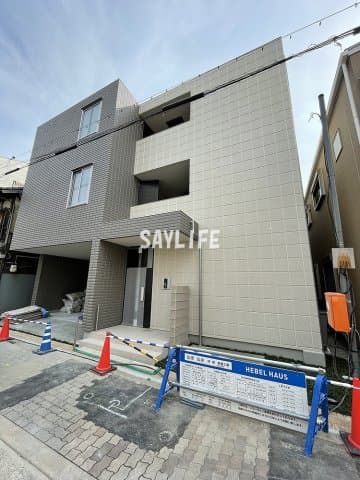 Main exterior of Reve Rise Shin-Osaka 202  