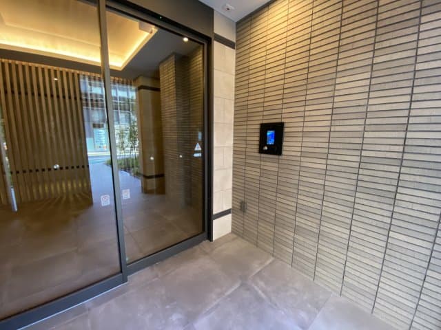 Room image 16