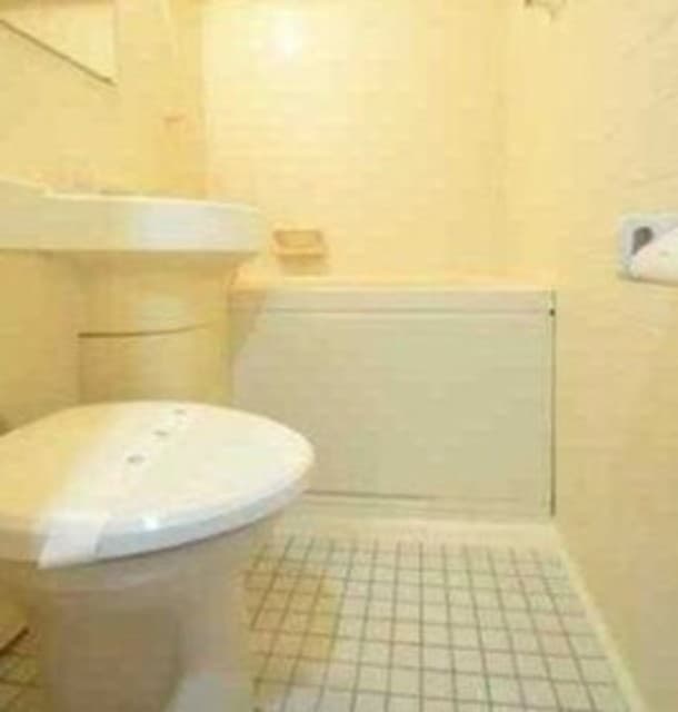 Preview interior of Circle Bills ✨[RT]