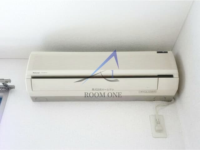 Room image 10