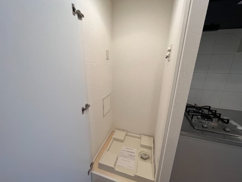 Room image 12