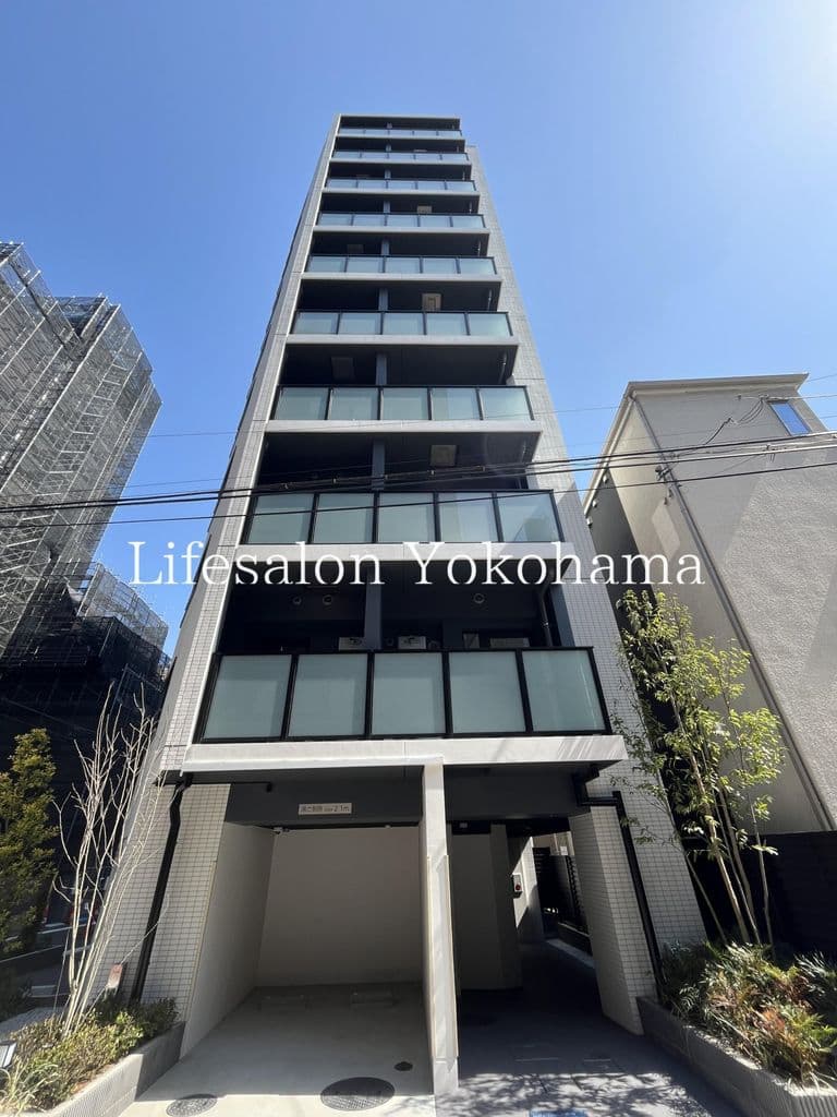 Main exterior of MARKS Yokohama Tobe