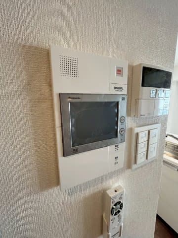 Room image 11