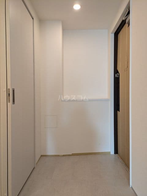 Room image 13