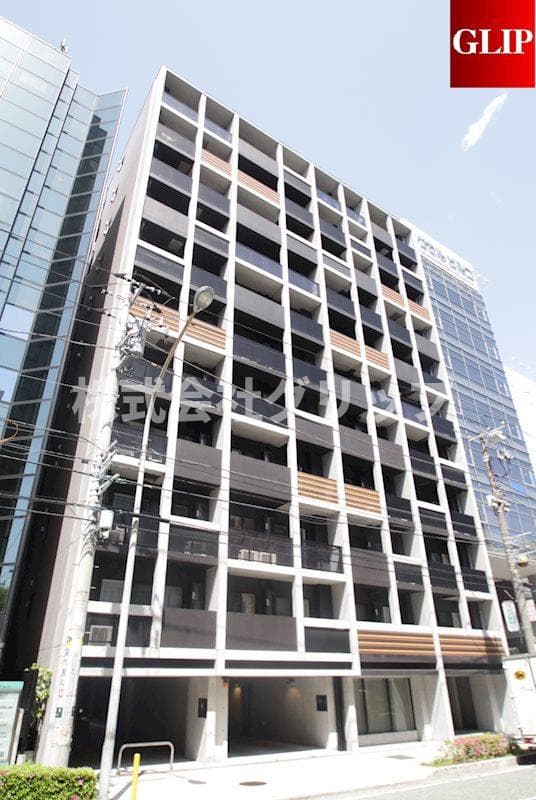 Main exterior of ZOOM Yokohama 402  