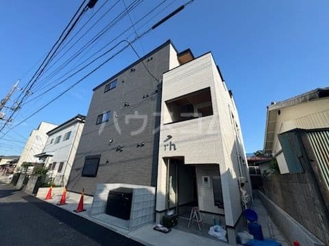 Main exterior of Rb La Luce Iwatsuki