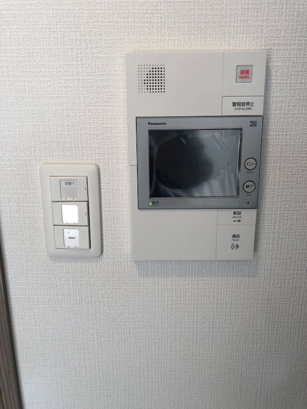 Room image 11