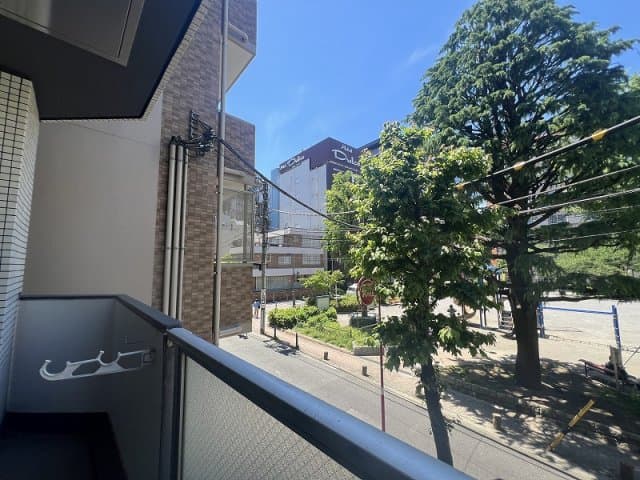 Room image 10
