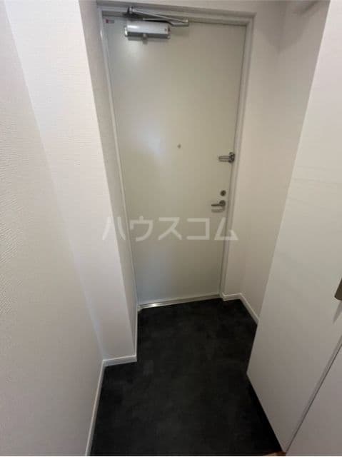 Room image 13