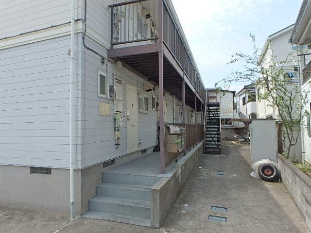 Room image 13
