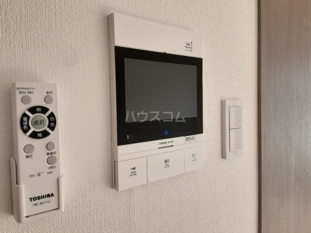 Room image 11