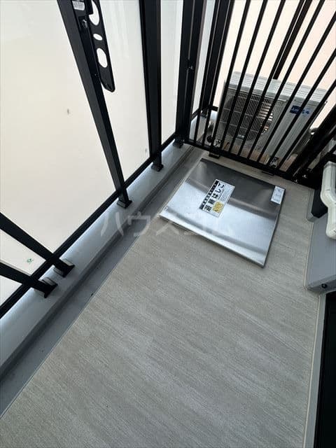 Room image 9