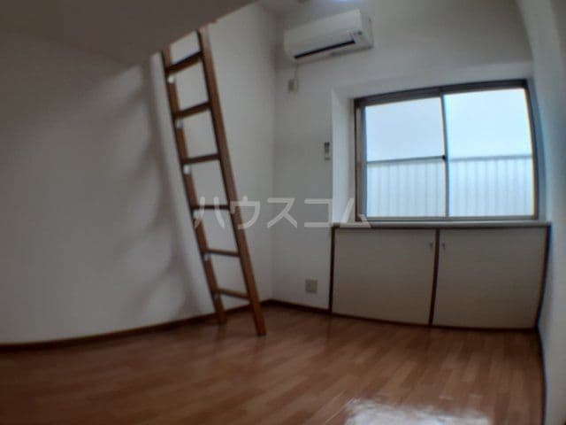 Preview interior of Etoile Galaxy ✨[RT]