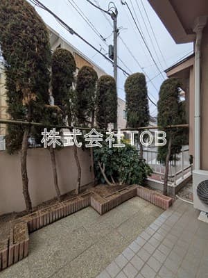 Room image 12