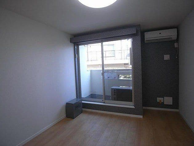 Preview interior of Liberty Tsudayama